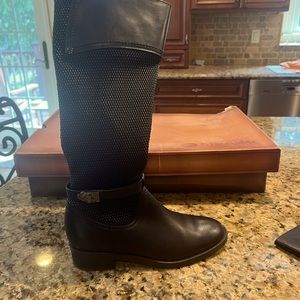 Blonde waterproof Boots Enya Never Used